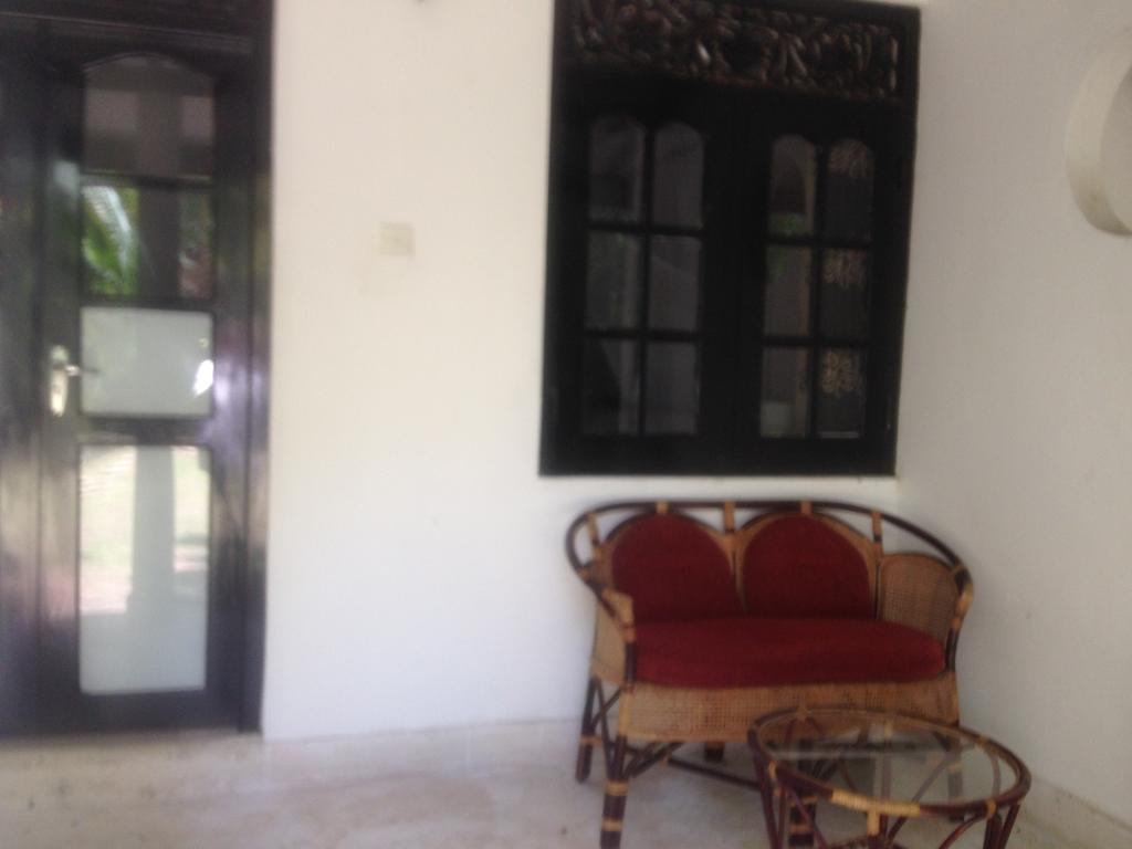 Fire Dragon Hideaway Hotel เนกอมโบ ภายนอก รูปภาพ